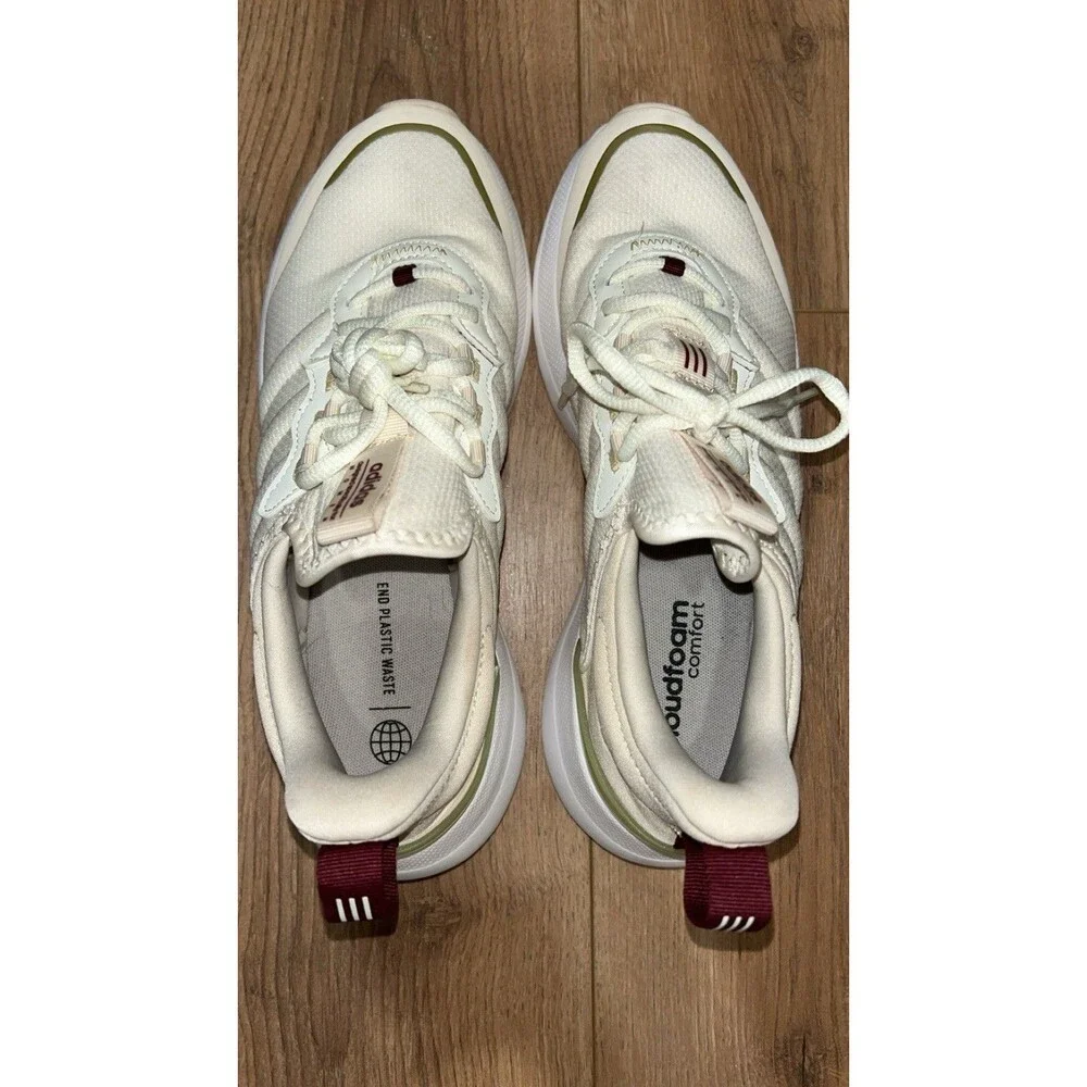 Women’s Adidas Cloud‎ Form Comfort Running Show In Women's US Size 8.5